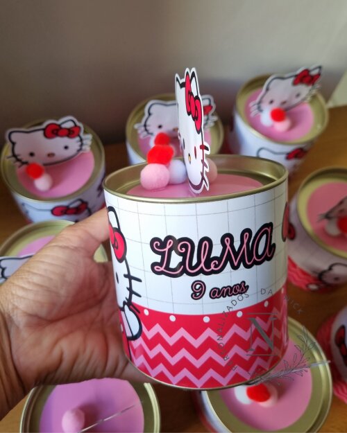 Lembrancinha da hello kitty tubolata 9x9 com aplique 3D - Cópia