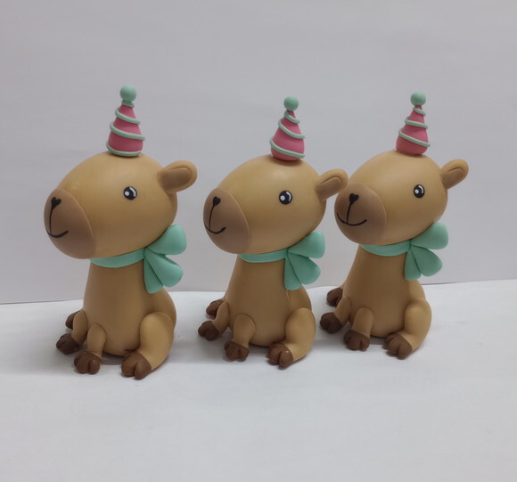 Aplique Capivara em Biscuit