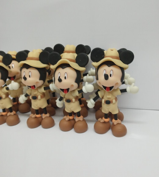Aplique mickey safari em biscuit