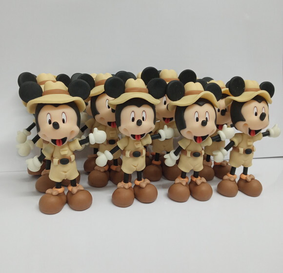 Aplique mickey safari em biscuit