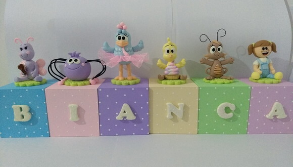 Cubos Decorados Tema Galinha Pintadinha Candy Color