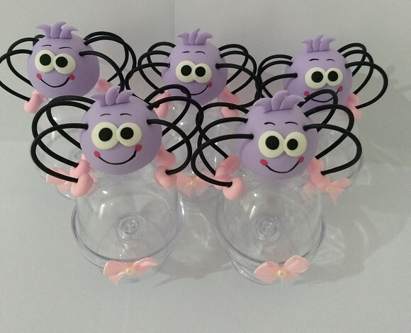 Cúpula turma da galinha pintadinha candy color em biscuit