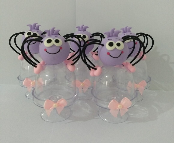 Cúpula turma da galinha pintadinha candy color em biscuit
