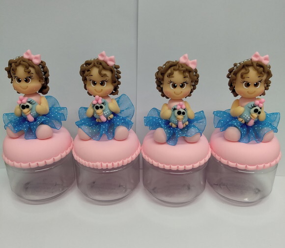 Lembrancinha menina com galinha pintadinha candy color