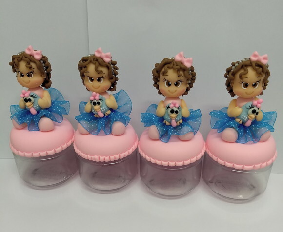 Lembrancinha menina com galinha pintadinha candy color