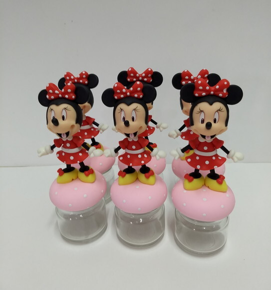 Lembrancinha Minnie em biscuit