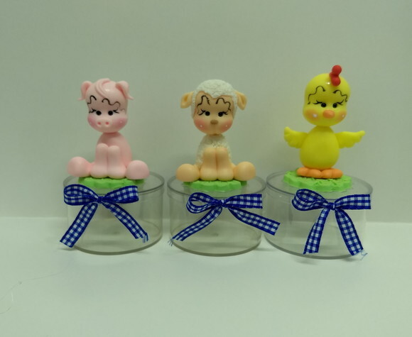 Lembrancinhas fazendinha em biscuit