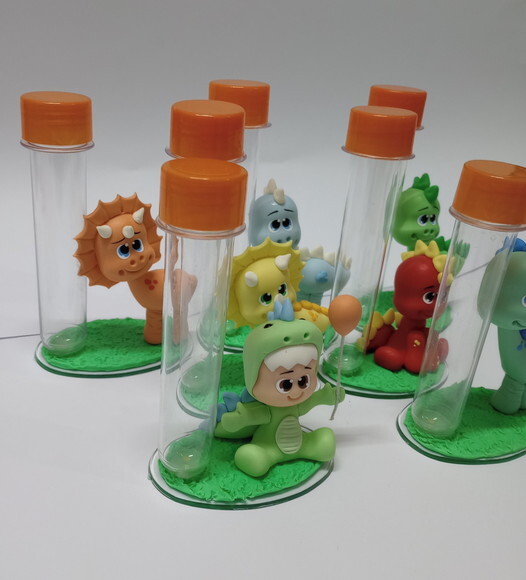 Lembrancinhas Tubete Dinossauro em Biscuit