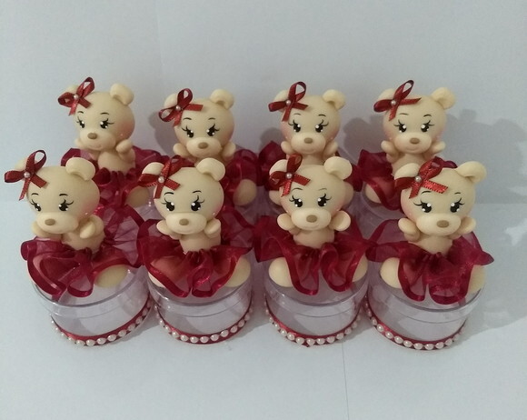 Lembrancinhas ursinha em biscuit