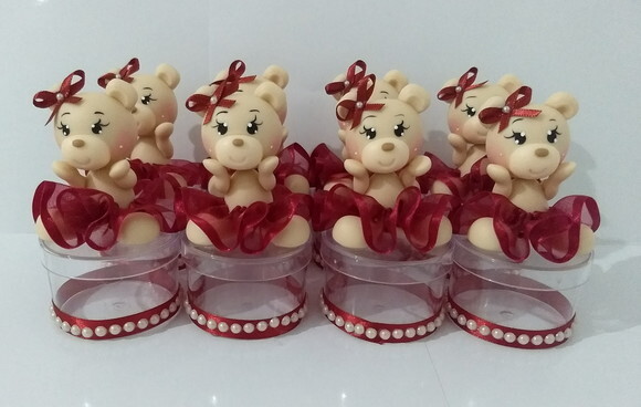 Lembrancinhas ursinha em biscuit