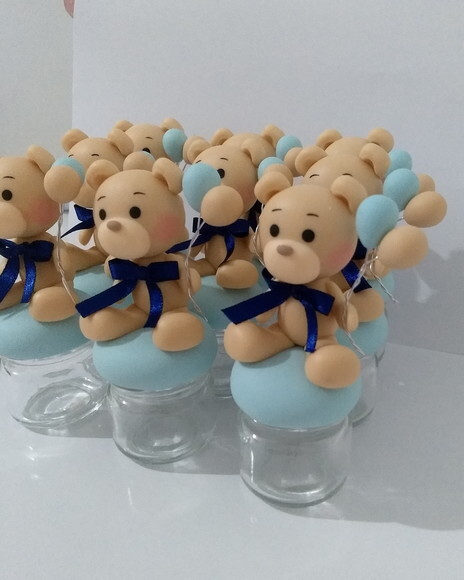 Lembrancinhas ursinho com balões em biscuit