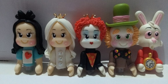 Ponteira de lápis tema Alice no país das maravilhas