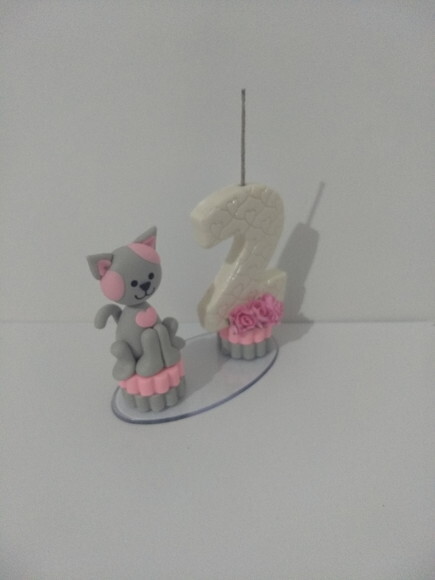 Vela tema gatinha em biscuit