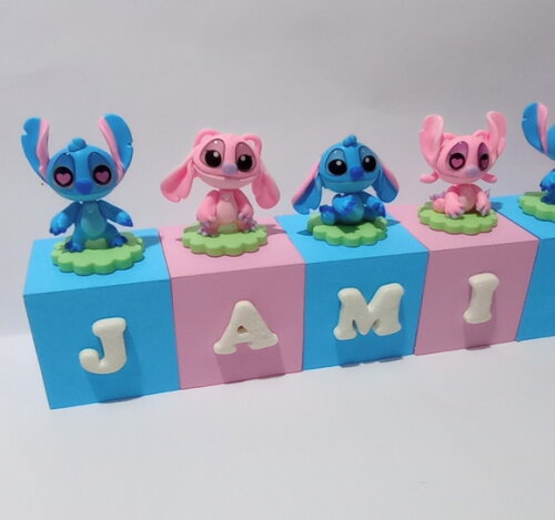 Cubos Stich em Biscuit