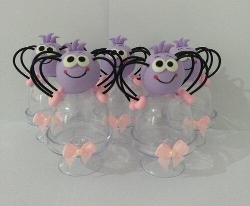 Cúpula turma da galinha pintadinha candy color em biscuit