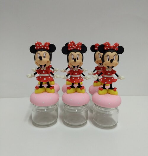 Lembrancinha Minnie em biscuit