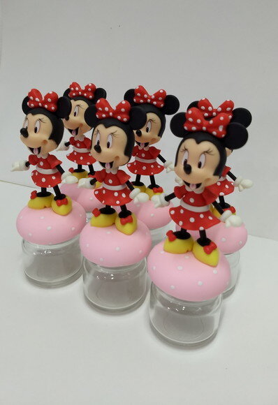 Lembrancinha Minnie em biscuit