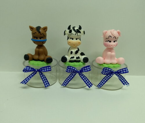 Lembrancinhas fazendinha em biscuit