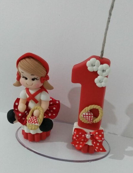 Mini topo de bolo chapeuzinho vermelho em biscuit