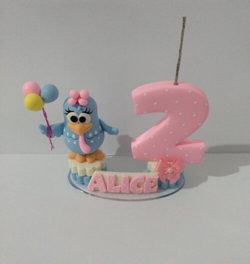 Vela galinha pintadinha candy color em biscuit