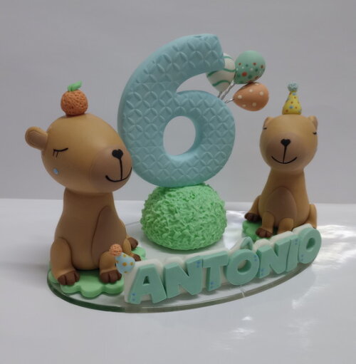 Vela Tema Capivara em Biscuit