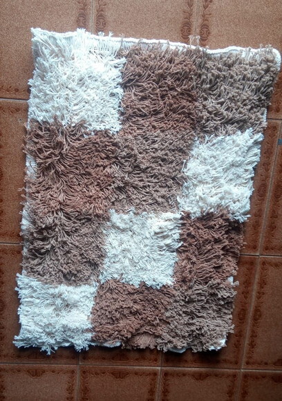 Tapete Amarradinho de Barbante Marron/cru/cafe c/ Leit 50x70