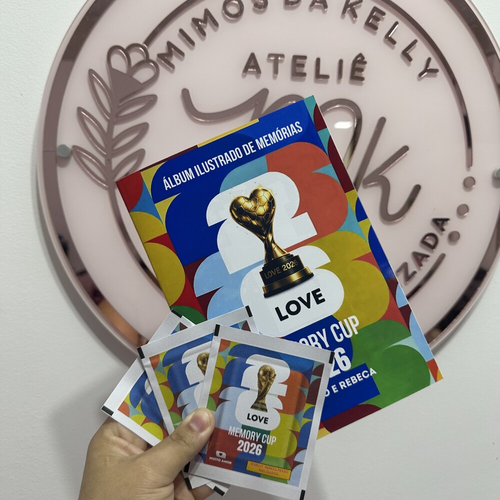 Álbum de figurinhas da copa Love personalizado