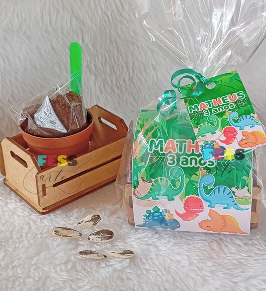 Lembrancinha Jardim Encantado Kit Jardinagem Fazendinha Eco