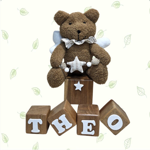 Ursinho Que Reza a Oração Santo Anjo do Senhor