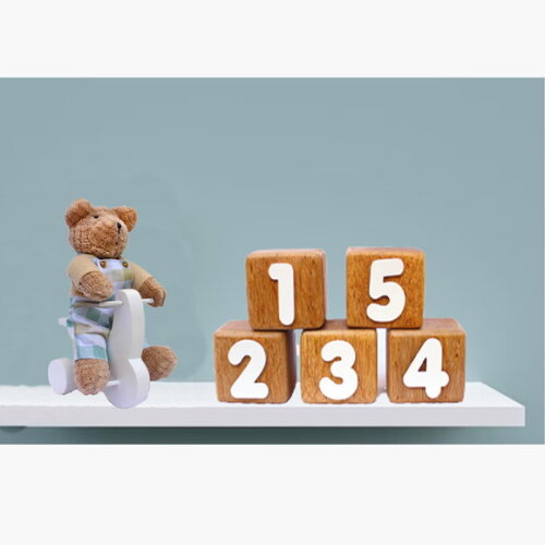 Cubos de Madeira Cedrinho Cubos Numerais Decoração Bebe