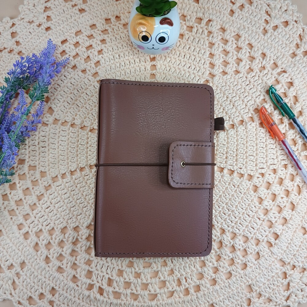 Capa Caramelo A5 tipo Midori para 4 cadernos