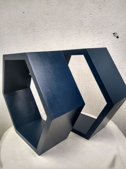Nicho hexagonal 30x26,5,10 cor a escolher