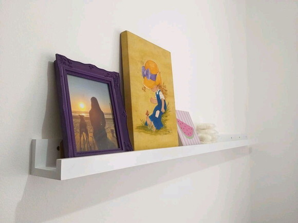 Prateleira para quadros