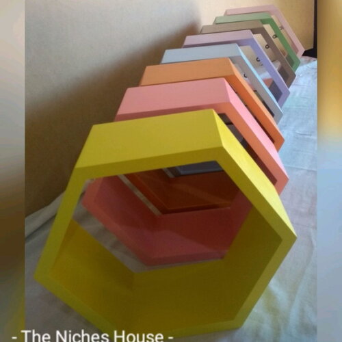 Nicho hexagonal 30x26,5,10 cor a escolher