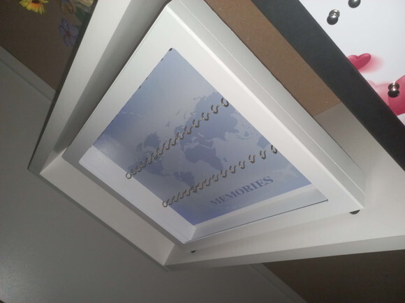 Moldura Porta Chaveiros com Vidro