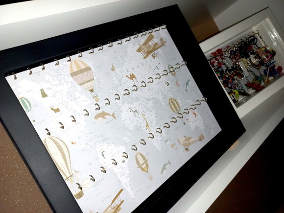 Quadro de Chaveiros Personalizado com Vidro