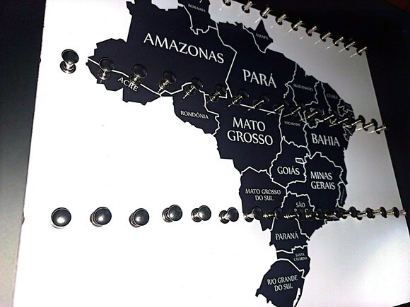 Quadro Expositor de Chaveiros Personalizado - Mapa do Brasil