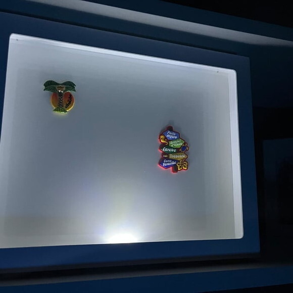 Quadro Magnético com Luz de Led