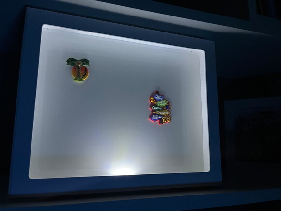 Quadro Porta Imã de Geladeira com Luz de Led