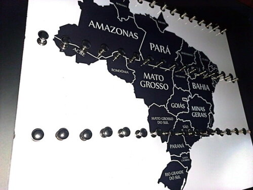 Quadro Expositor de Chaveiros Personalizado - Mapa do Brasil