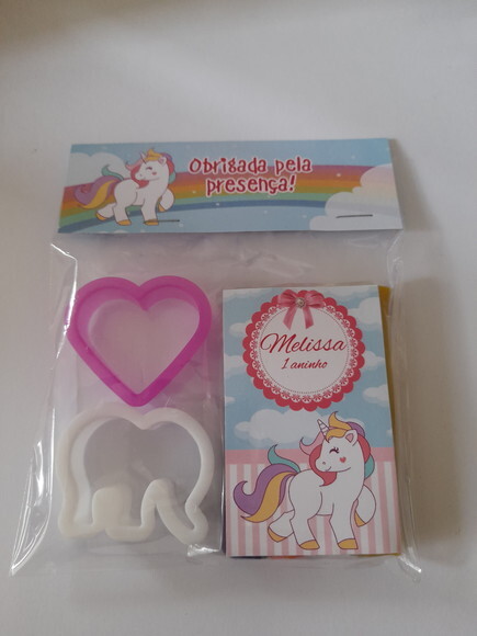 Kit Massinha e Cortador Unicórnio