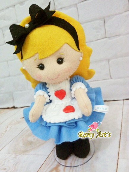 Alice - Bonequinha Alice 20cm