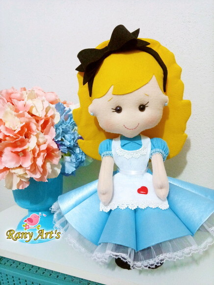 Alice Boneca Alice país das maravilhas 35cm
