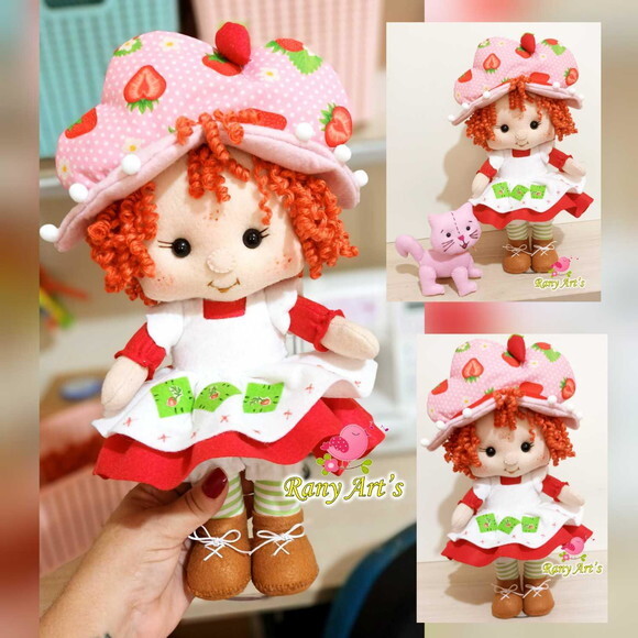 Boneca Moranguinho com o Gatinho