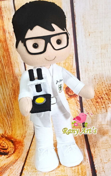 Boneco Biomédico Feltro 30cm