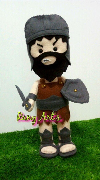 boneco Golias com 40cm