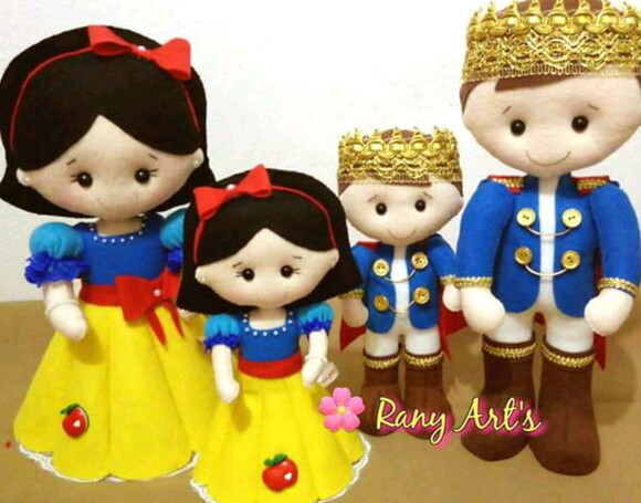 Branca de Neve e Principe com 20cm