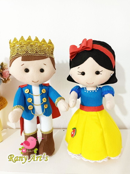 Branca de Neve e Principe com 25cm