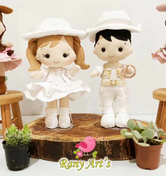 Casal de Noivos Country com 25cm