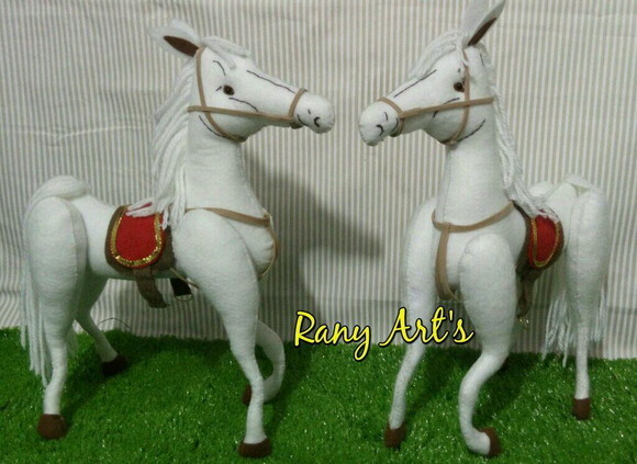 Cavalo Luxo em Feltro